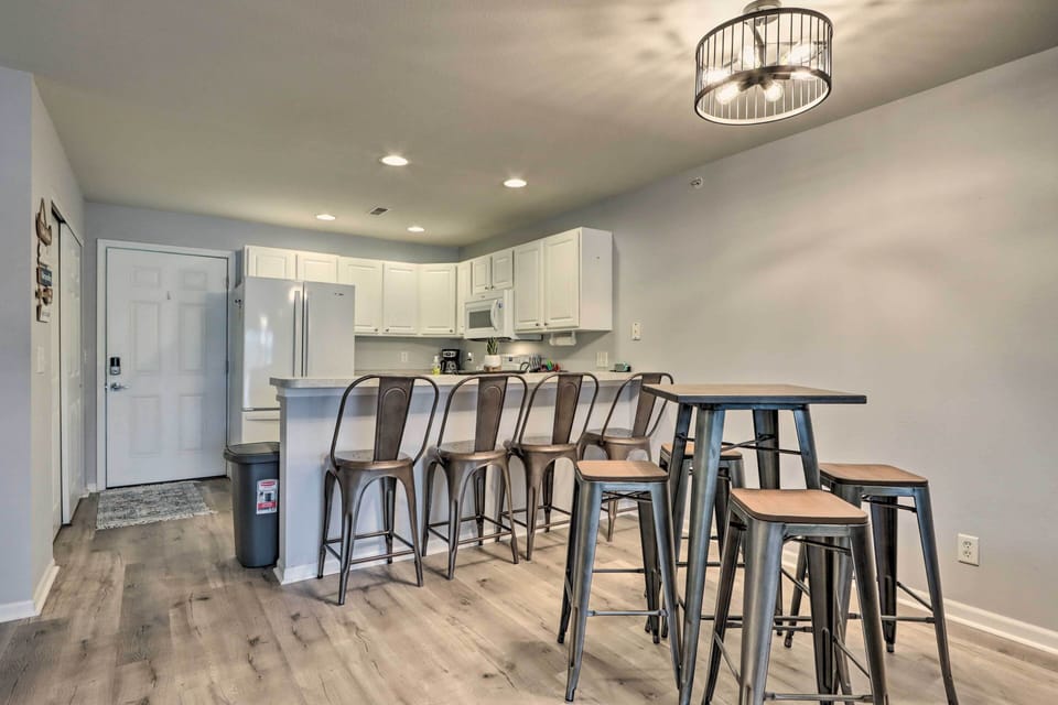 Kitchen | Blender | Coffee Maker | Dining Table