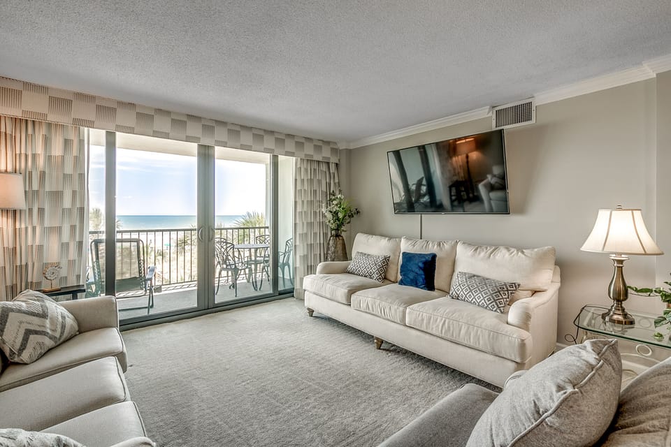 Carolina Dunes 204 living room