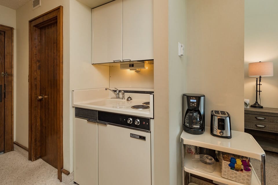 Kitchenette
