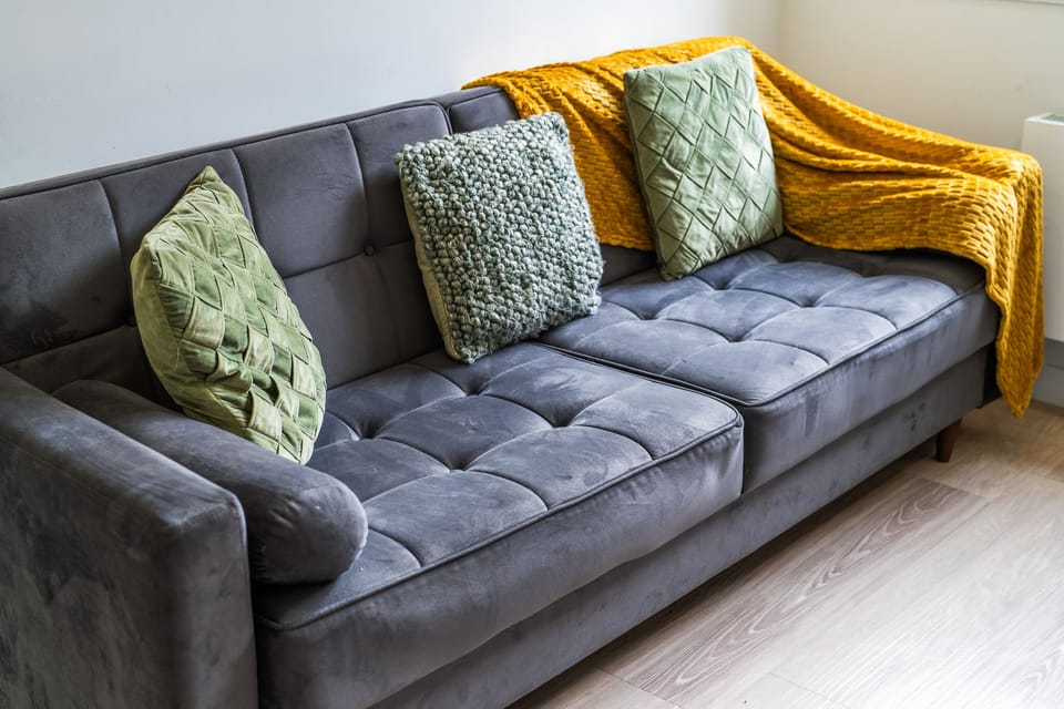 Living Room / Lounge