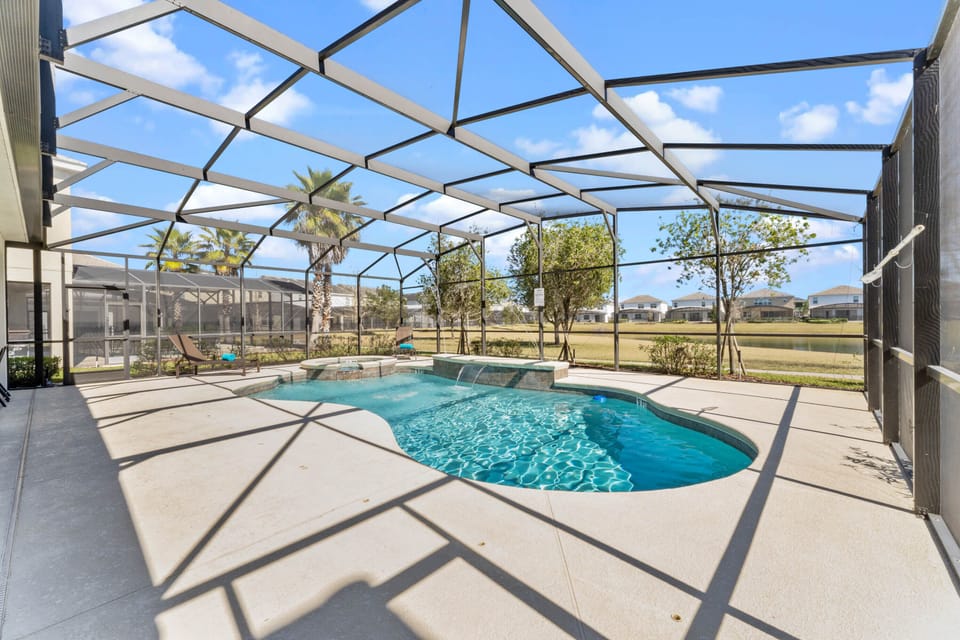 Pool Heat and Jacuzzi - Additional Fee listed on description