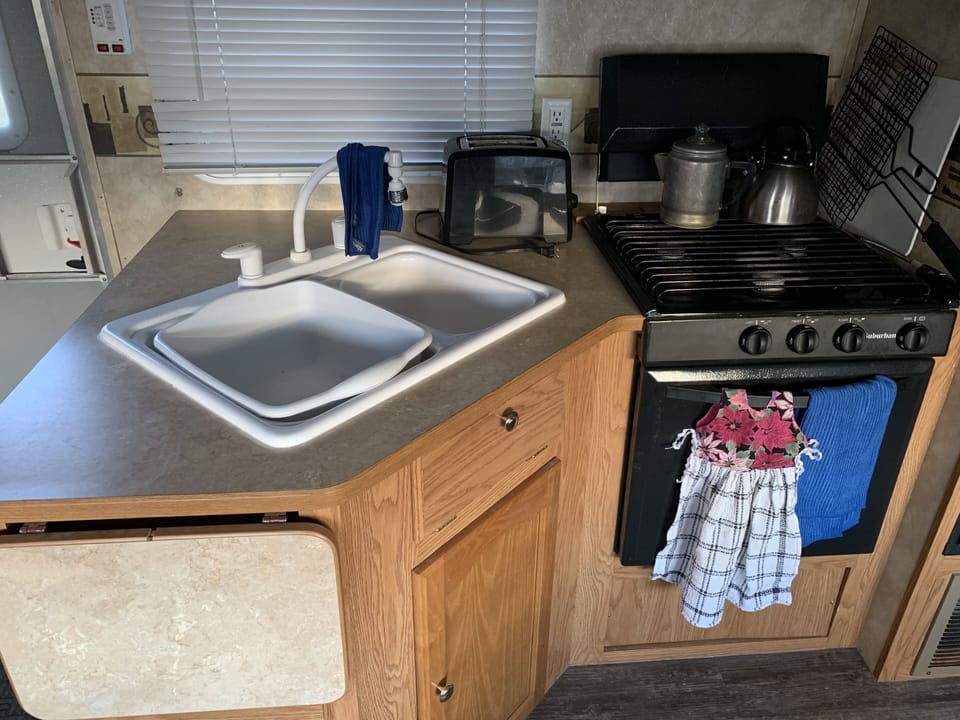 Stove and oven