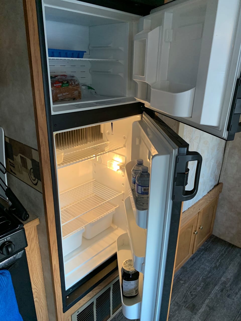 Nice cold freezer and fridge. 