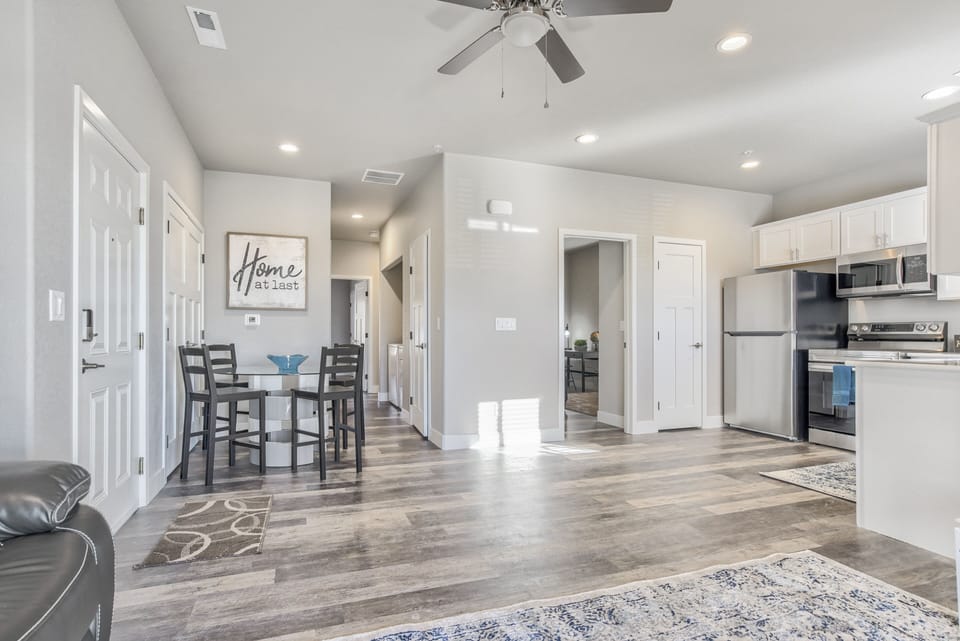 Kitchen-Dining Area