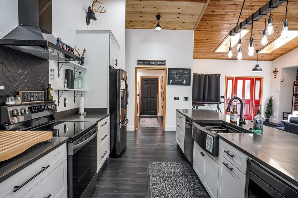 KITCHEN MAIN HOUSE