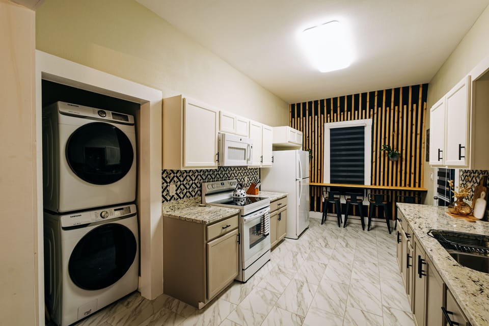 Full size washer & dryer available. Full range has Air Fryer capability.