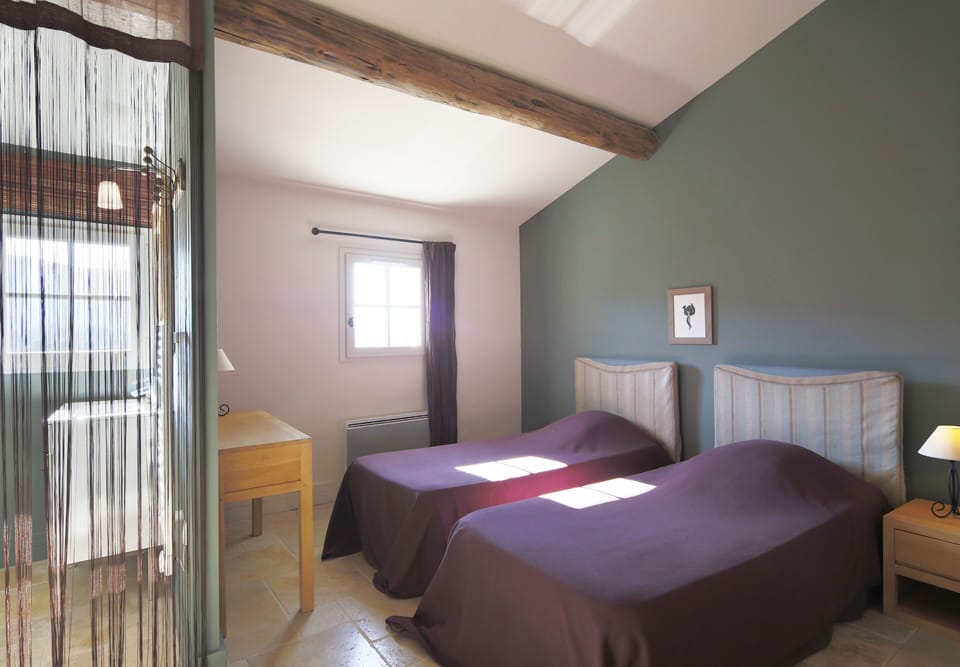 Rental flat with private terrace swimming pool Bonnieux