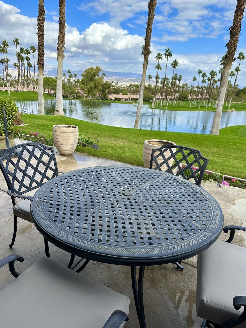 Outdoor dining