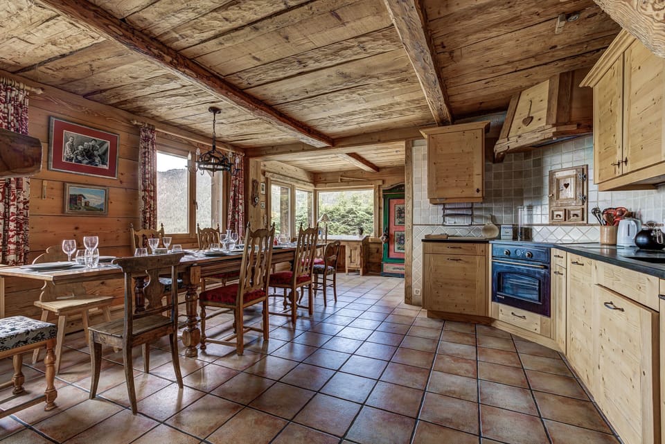 Kitchen-dining room