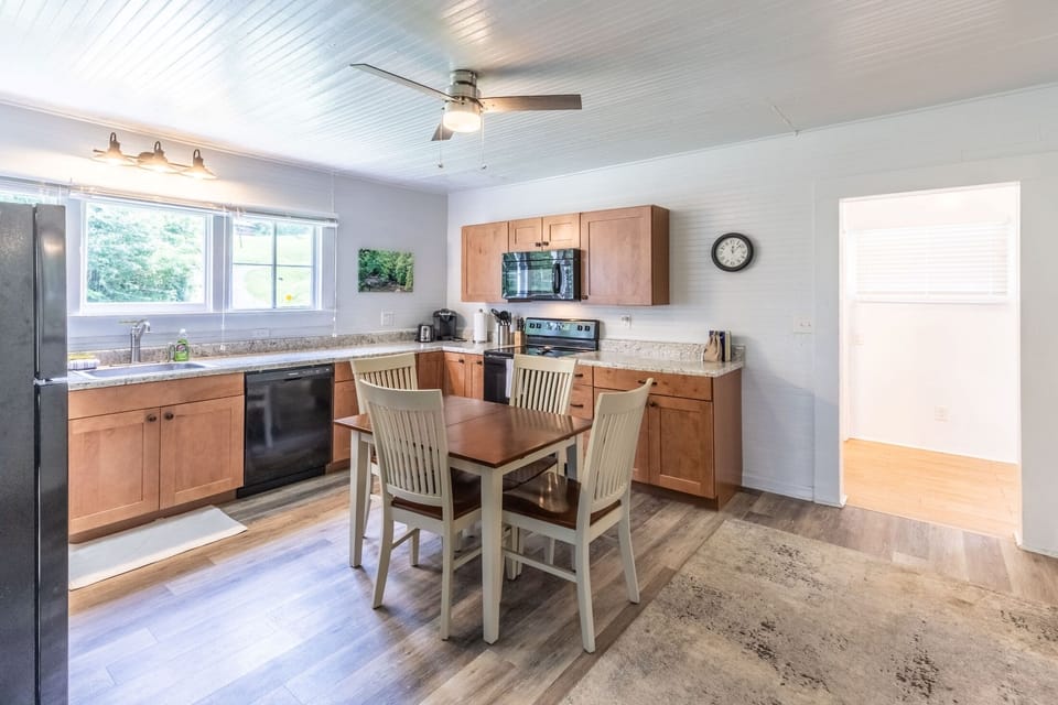 Dining Table - Dining table
