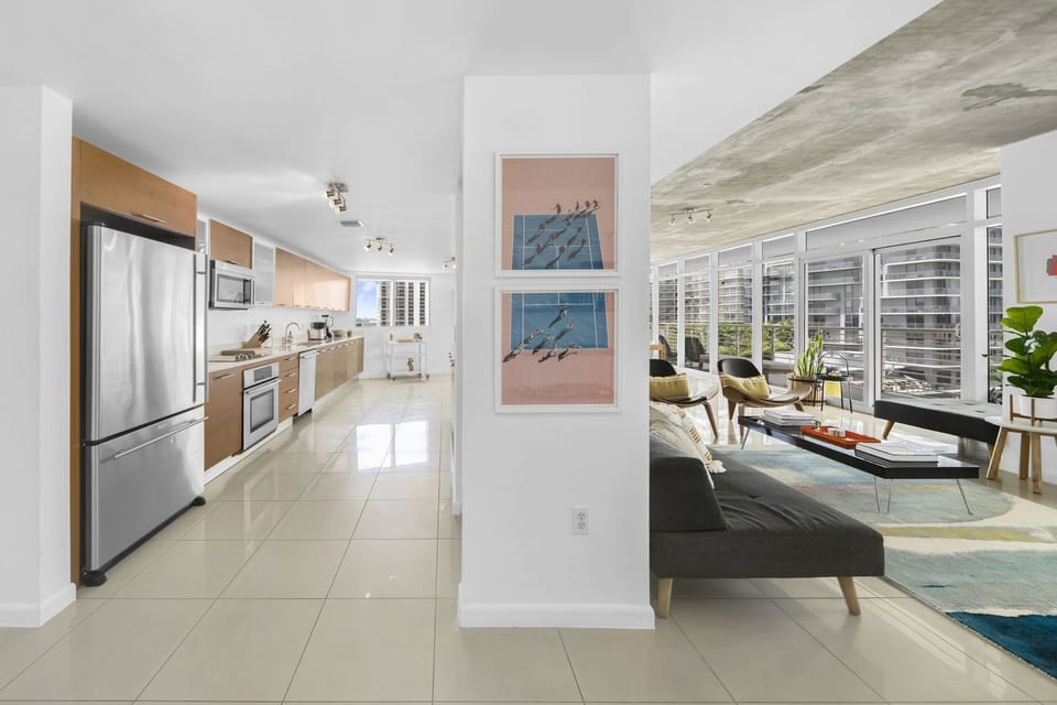 Fully-equipped open kitchen!