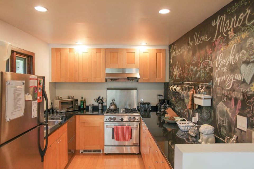 Fully Stocked Kitchen