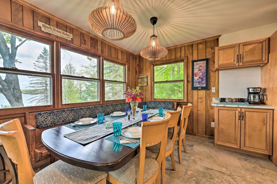 Dining Area | 1st Floor