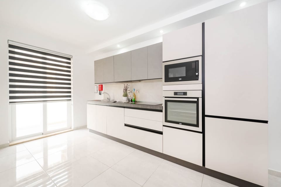 Kitchen (2)