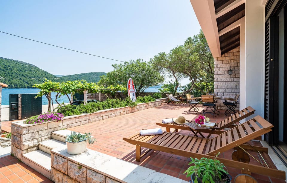 balcony-terrace