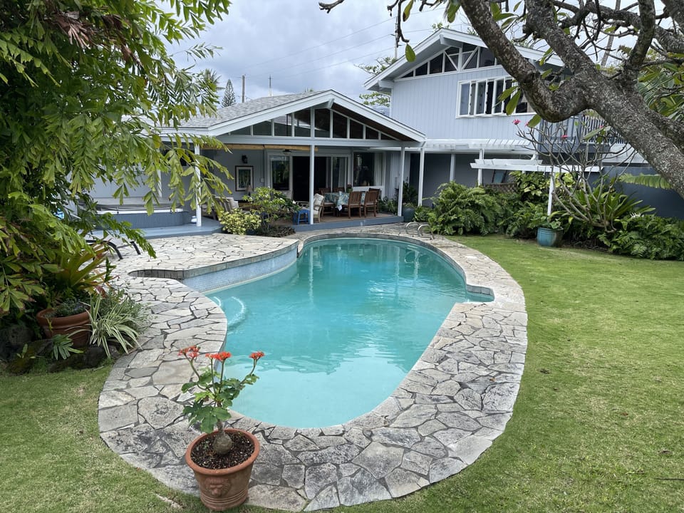 Private Yard and Pool