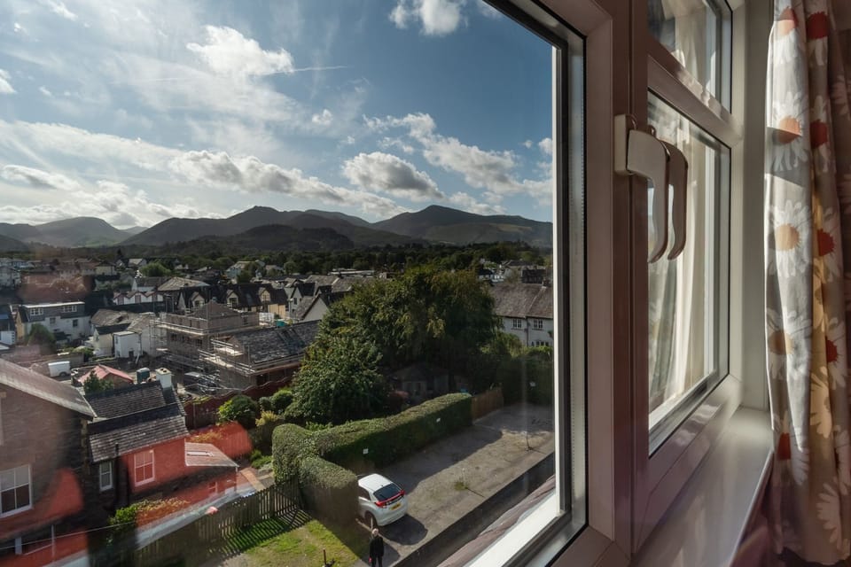 Being in an elevated position, you can enjoy unrivalled views across Keswick