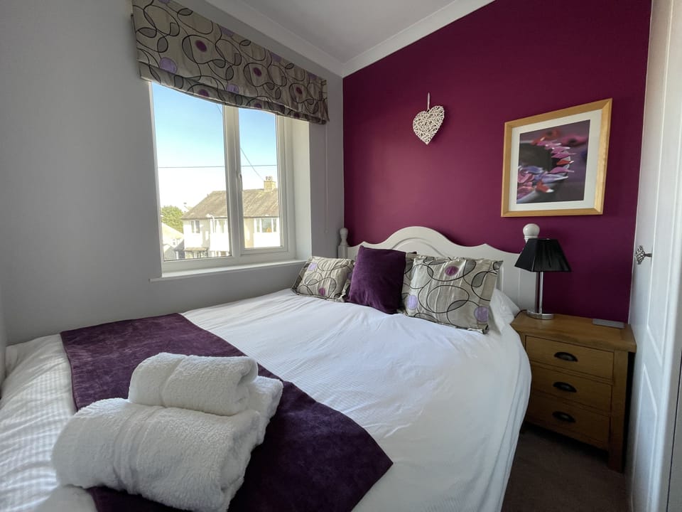 The fourth bedroom can be booked for an extra fee