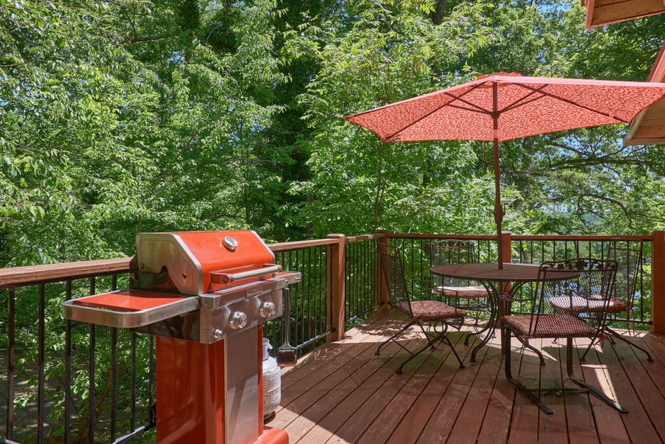 Gas grill on deck accessible from kitchen or front deck gate