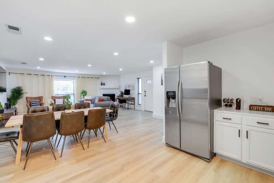 Kitchen/dinning