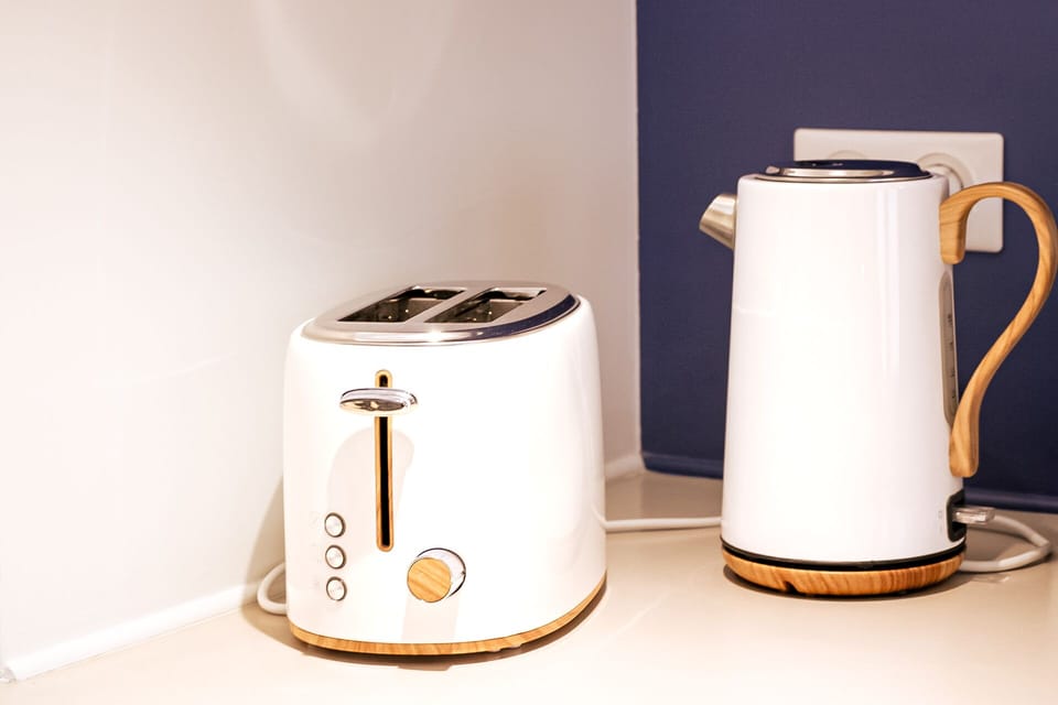 Toaster and electric kettle