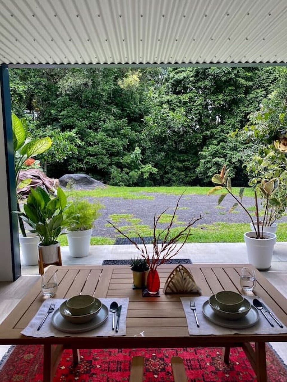 Outdoor dining