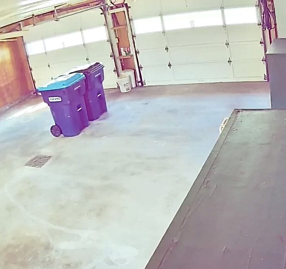 2 car garage 