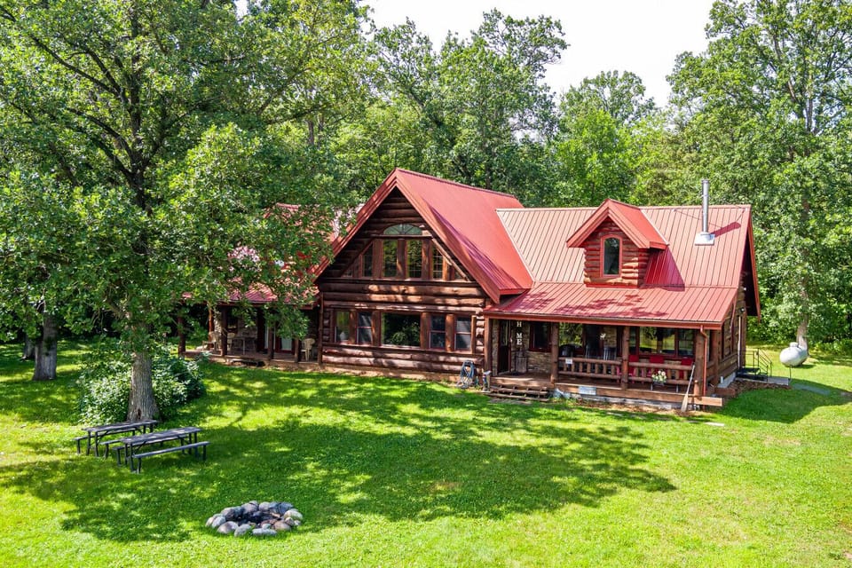Exterior: 8 private acres near Leech Lake.  Upscale finishes