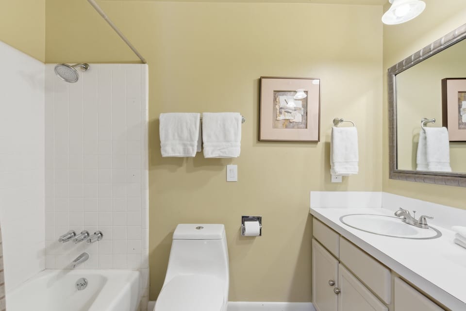 Upstairs hallway bathroom