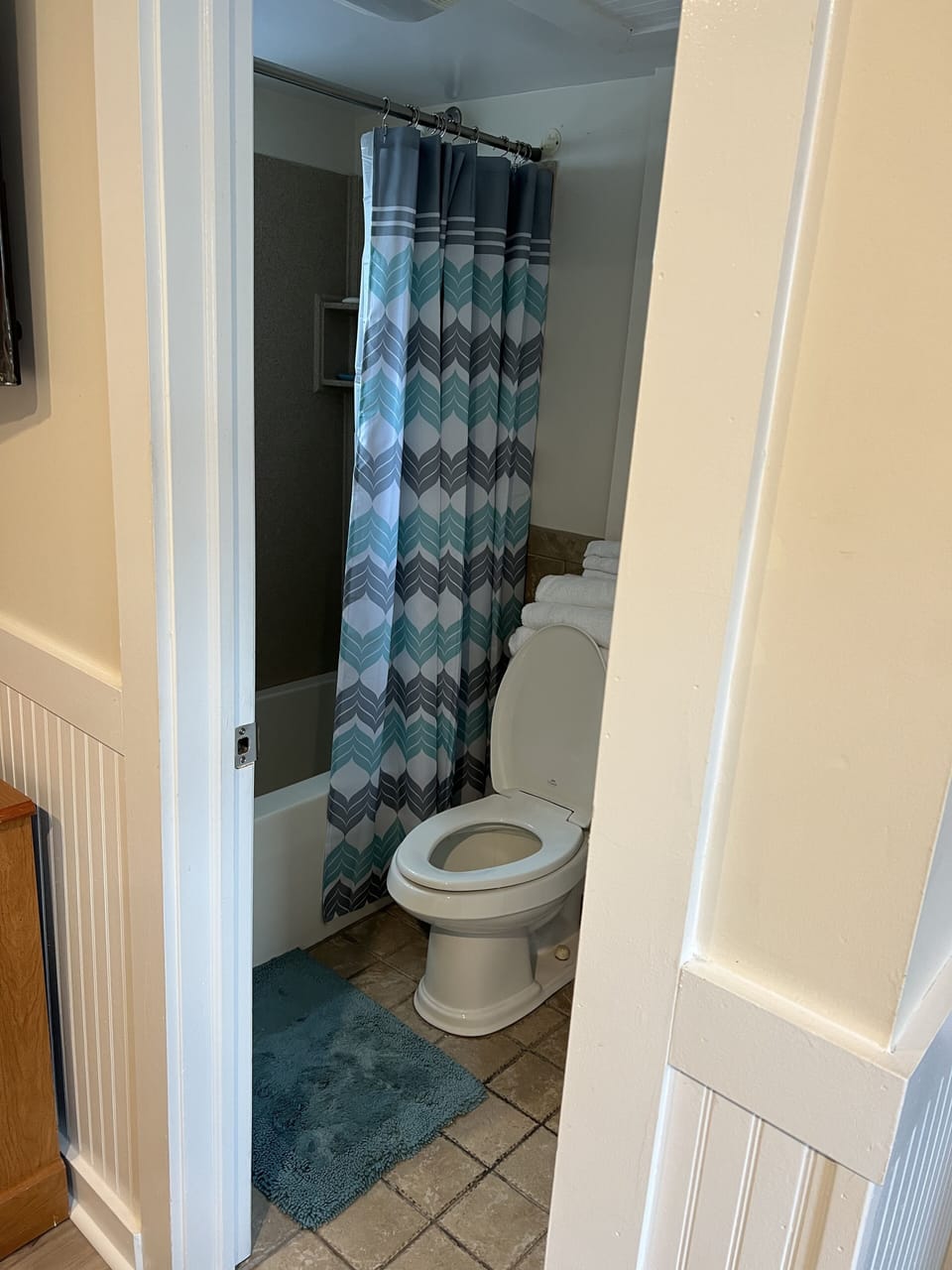 Full bathroom with tub