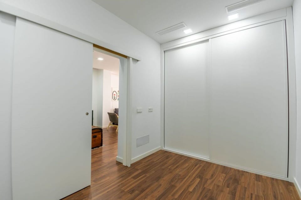 Door, Hall, Wood, Flooring, Floor, Automotive Exterior, Laminate Flooring, Ceiling, Hardwood