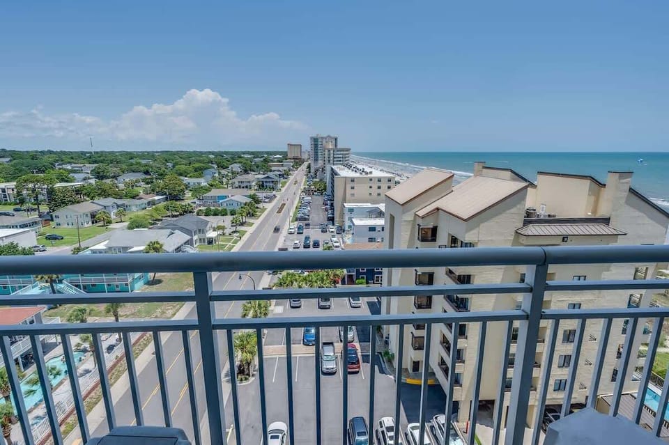 Balcony with Amazing Views