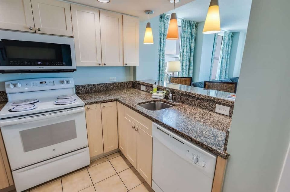 Large Kitchen Area