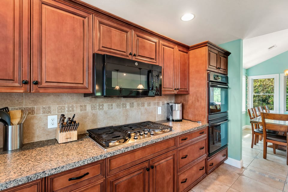 CC178: Atlantic Star | Top Level Kitchen
