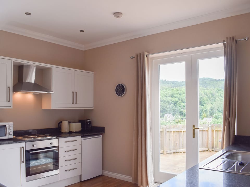 Kitchen | Inchrie Holiday Cottages- Forth View - Inchrie Holiday Cottages, Aberfoyle
