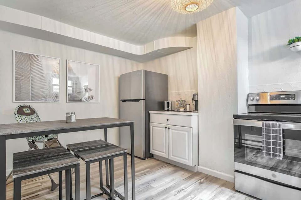 Fully stocked kitchen with all the extras that you could need during your stay! We have tried to think of it all from the basics of pots and pans, to the more sporadic strainer, cookie sheets, and can opener!