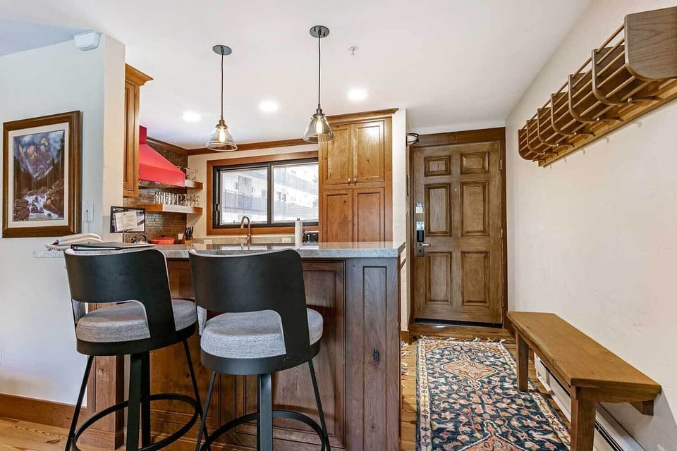 Antlers Vail Two Bedroom Two Bathroom Residences Breakfast Nook