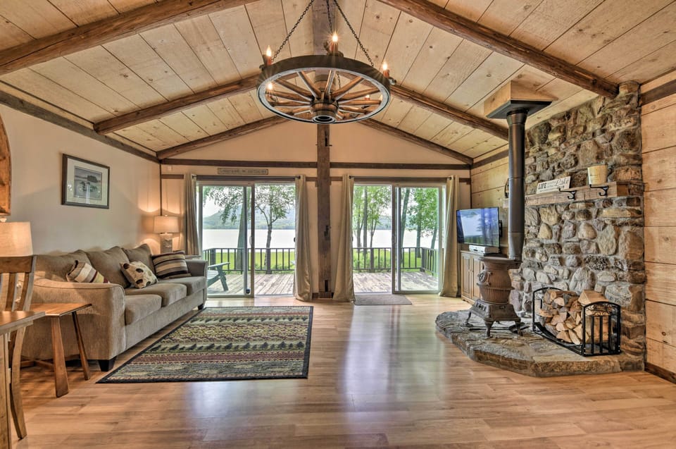 Bridport Vacation Rental | 3BR | 1BA | 1,203 Sq Ft | Stairs Required