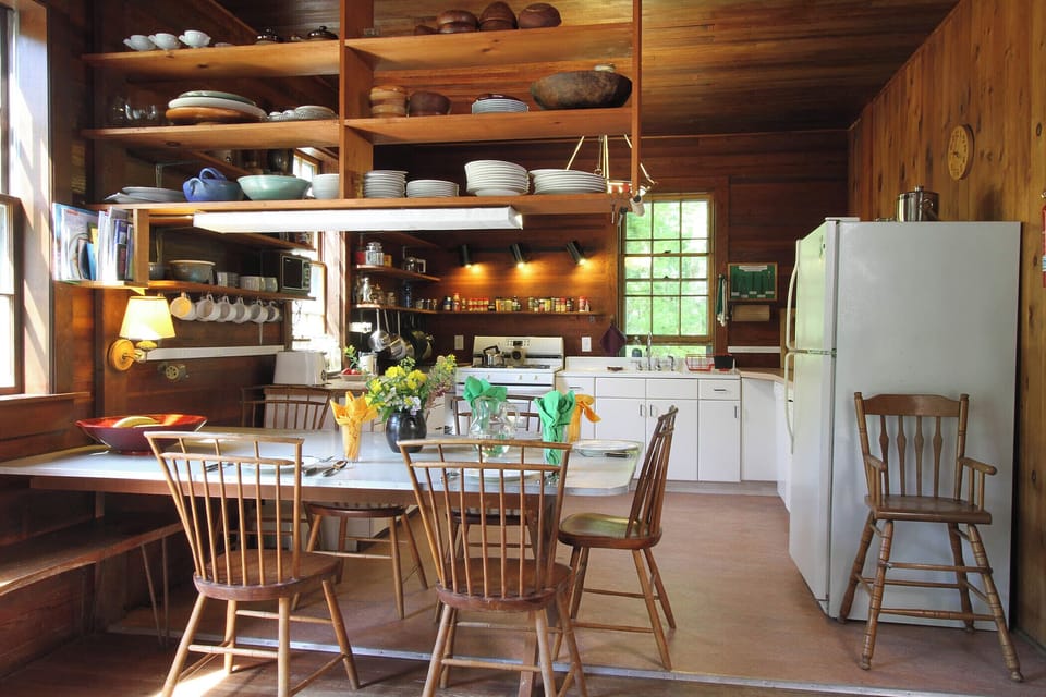 built-in dining table seats 8, and kitchen