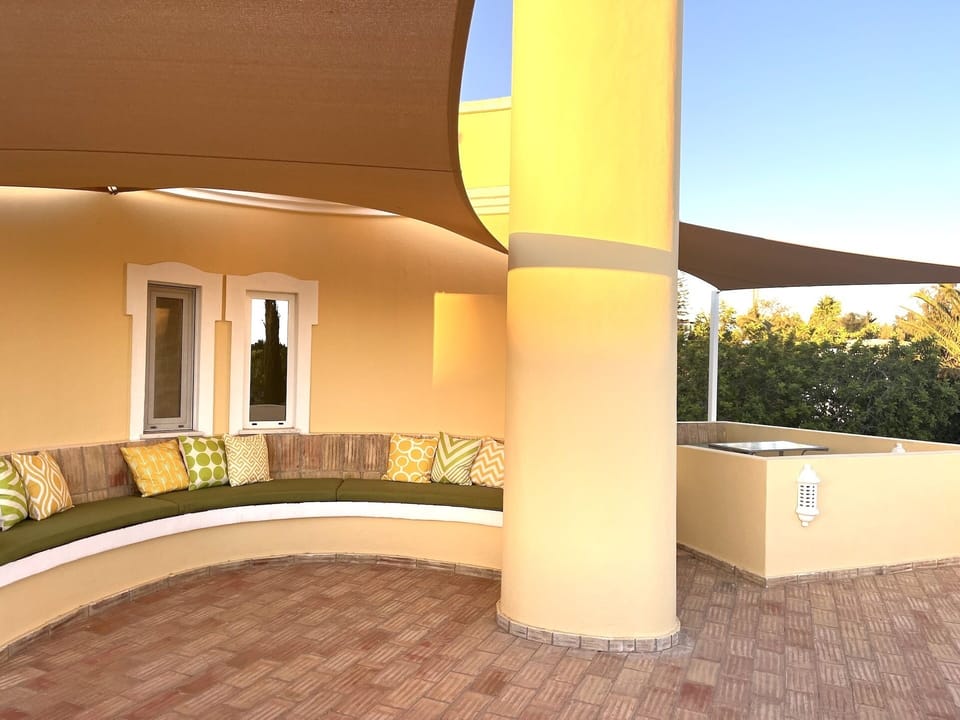 Roof terrace
