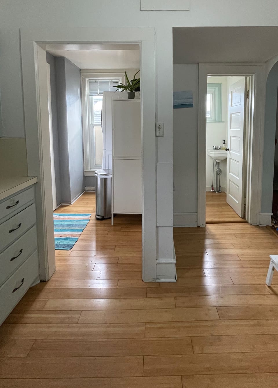 half bath/ mud room south