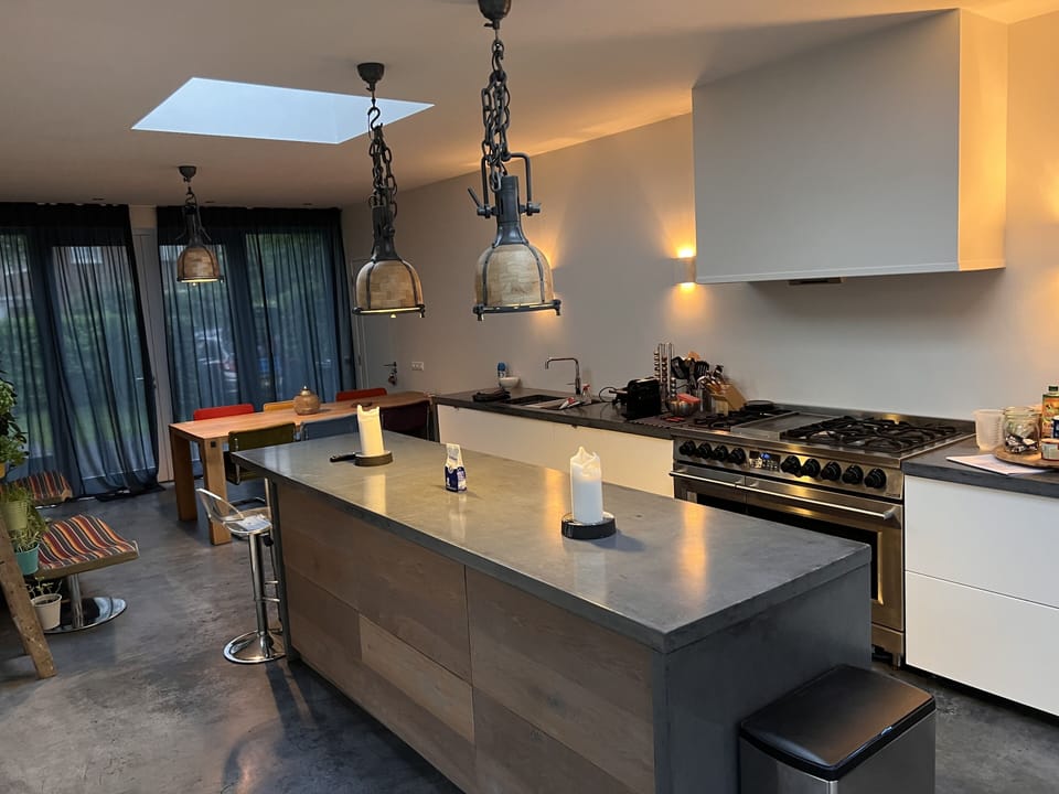 Private kitchen