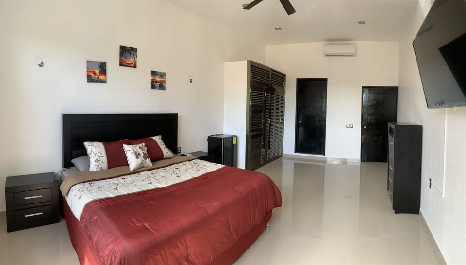 2nd King Bedroom