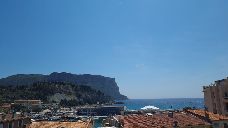 Beach/ocean view
