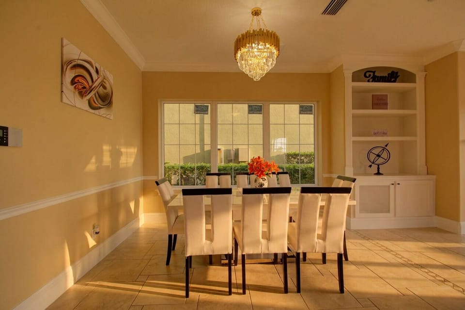 informal dining area