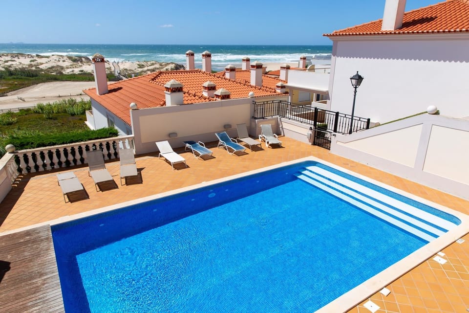 Shared heated pool 15m from house