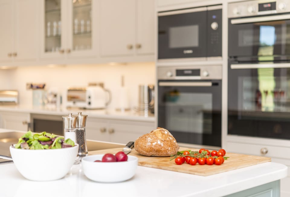 Furlongs, Abbotsbury: Well equipped and modern kitchen