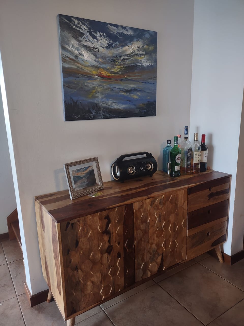 Hand-carved wooden bar (alcohol not included!)