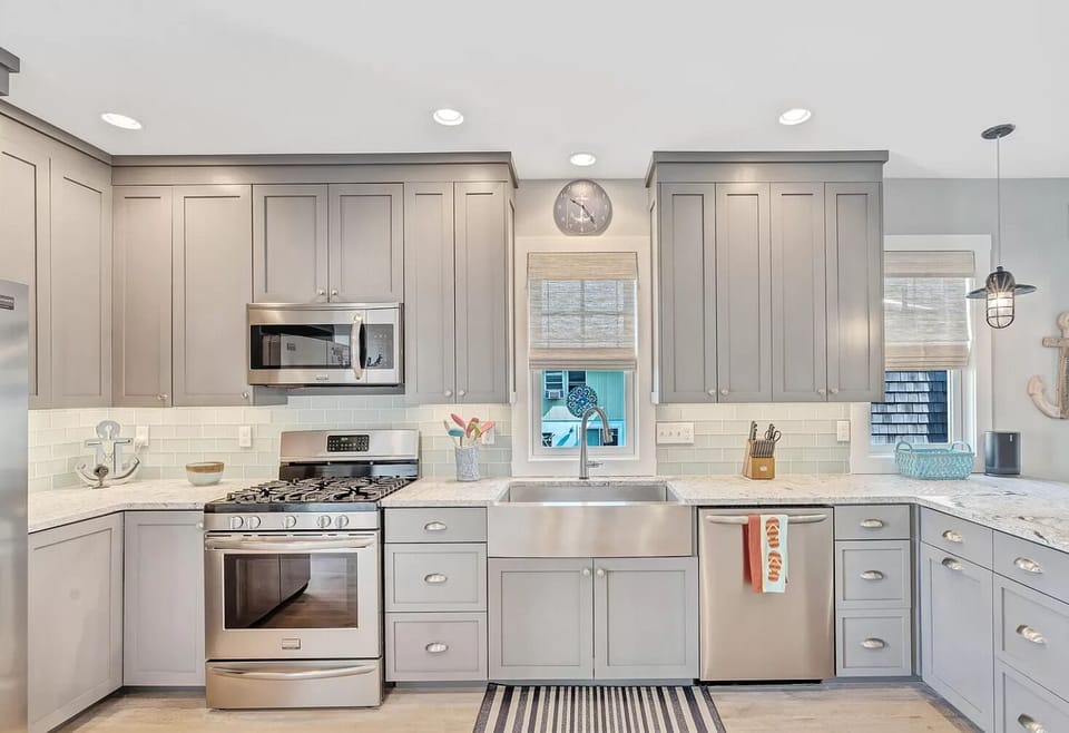 Full Kitchen