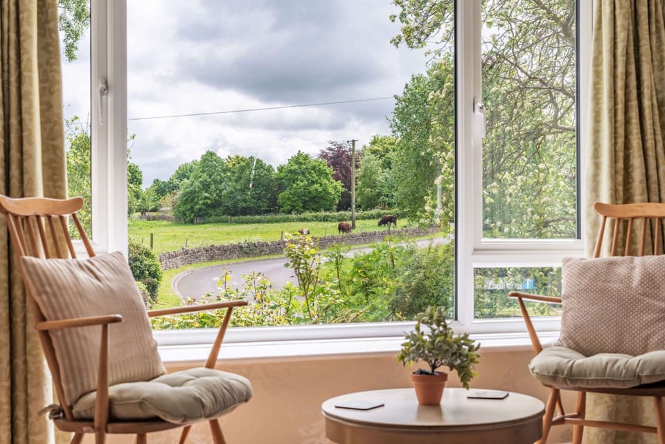 Elm Bank Living Room - StayCotswold